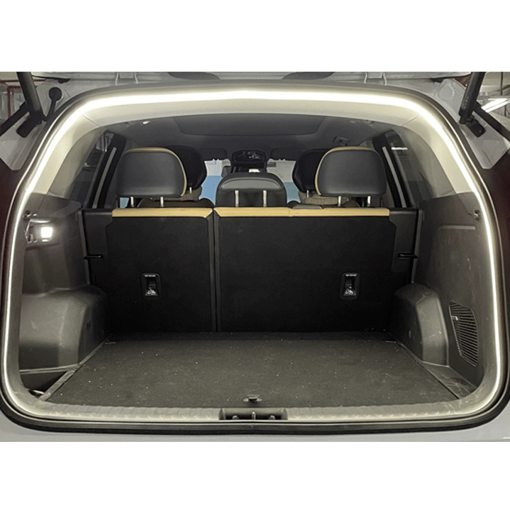 Dynamisk flydende lysliste til bagagerum